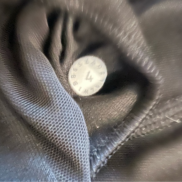 Lululemon Tank Black Size 4 - Picture 2 of 4